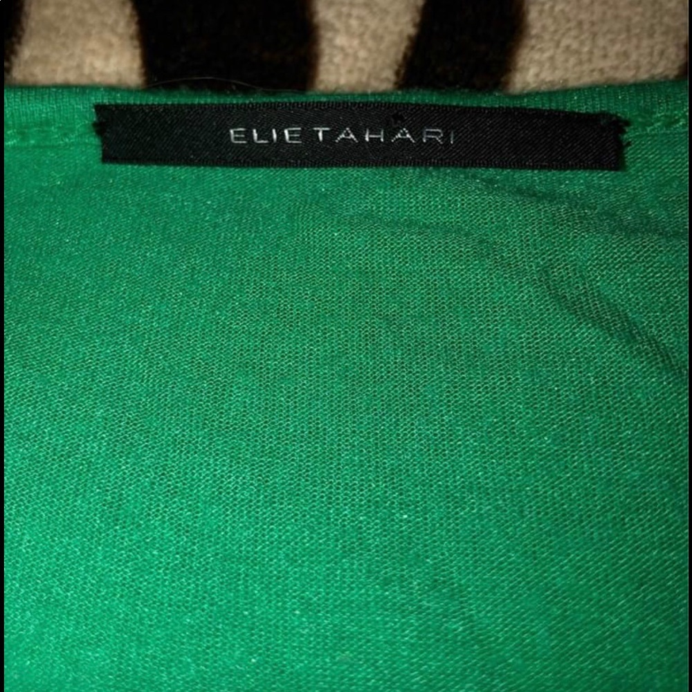 Elie Tahari small top